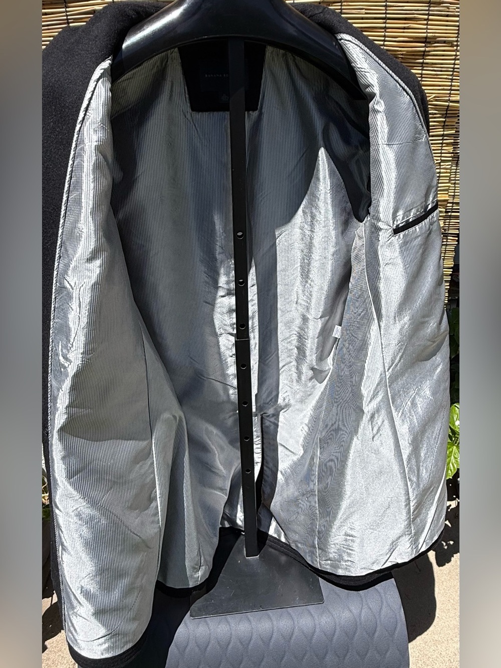 Banana Republic Black Wool-Blend Coat with Lined Interior Sz XL - Picture 12 of 16